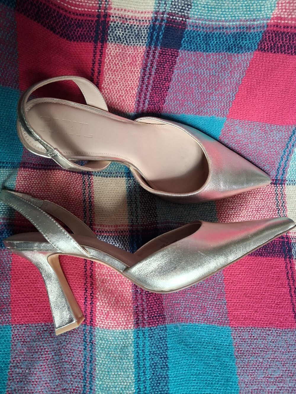 Farylrobin Genny Gold Slingback Heels